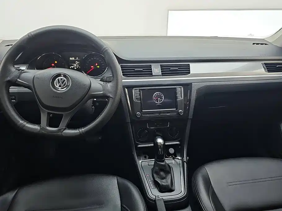 Volkswagen Bora 2018 — фото 12
