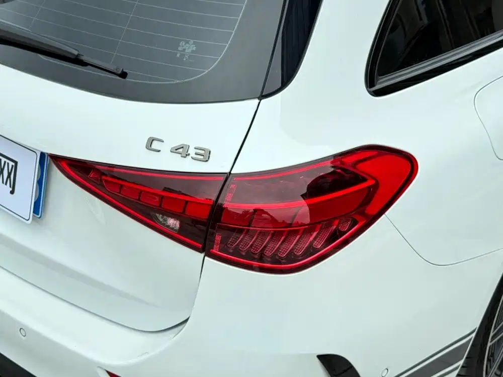 Mercedes-Benz C-Class AMG 2025 — фото 24