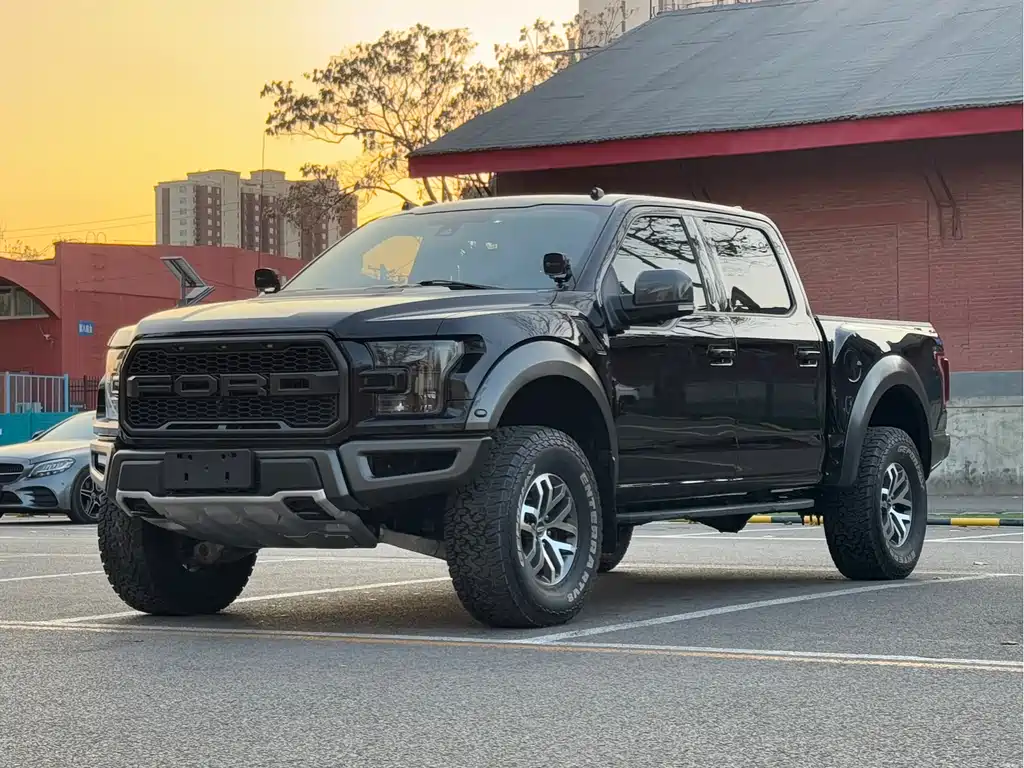Ford F-150 Raptor 2017