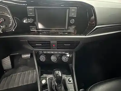 Volkswagen Sagitar 2020