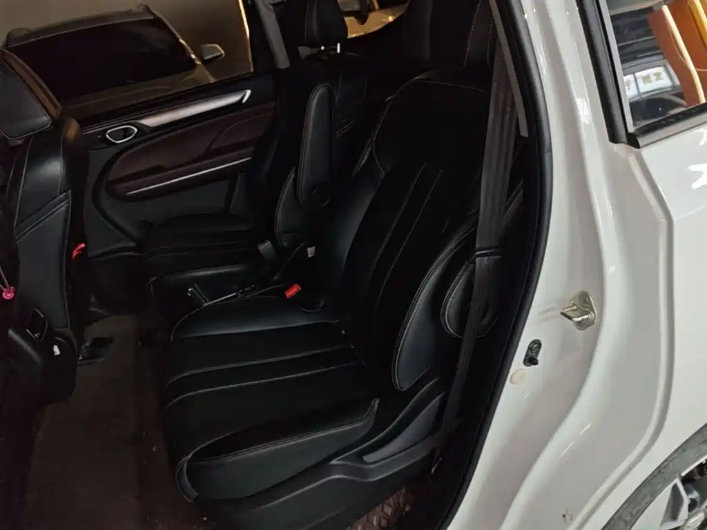 GAC Trumpchi M6 2023 — фото 17