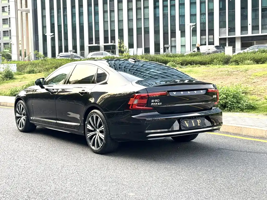 Volvo S90 2024 — фото 8
