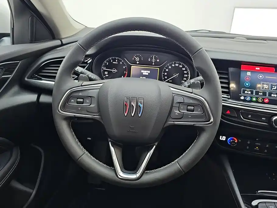Buick Regal 2025 — фото 15