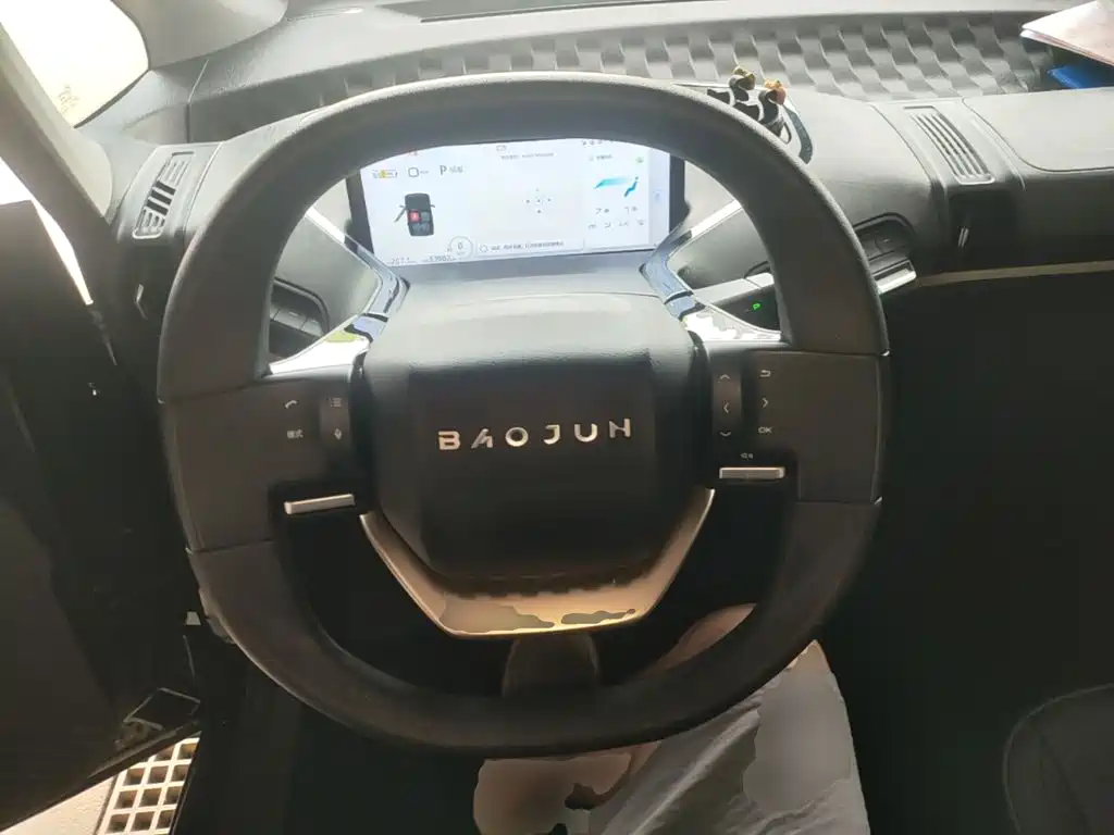 Baojun Kiwi EV 2022 — фото 11