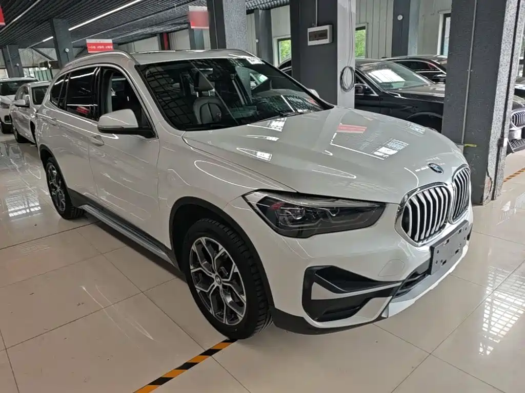 BMW X1 2020 — фото 4