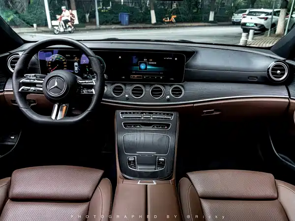 Mercedes-Benz E-Class 2022