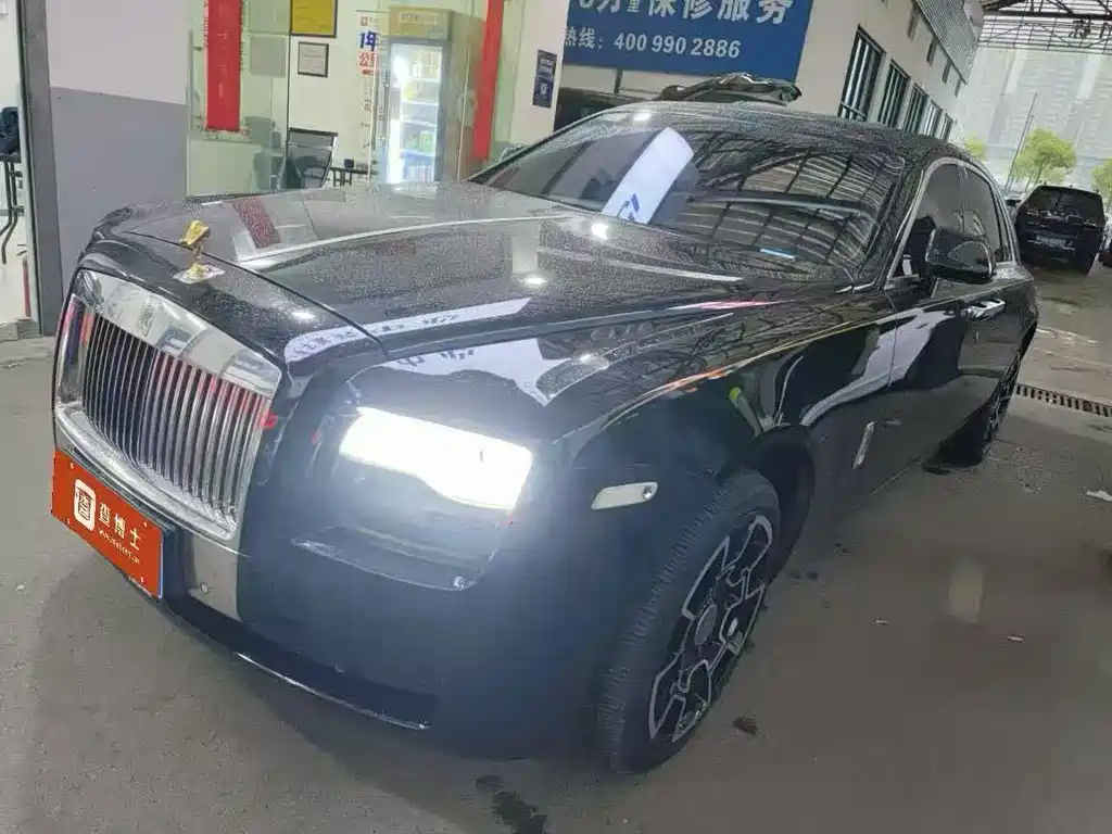 Rolls-Royce Ghost 2013 — фото 1