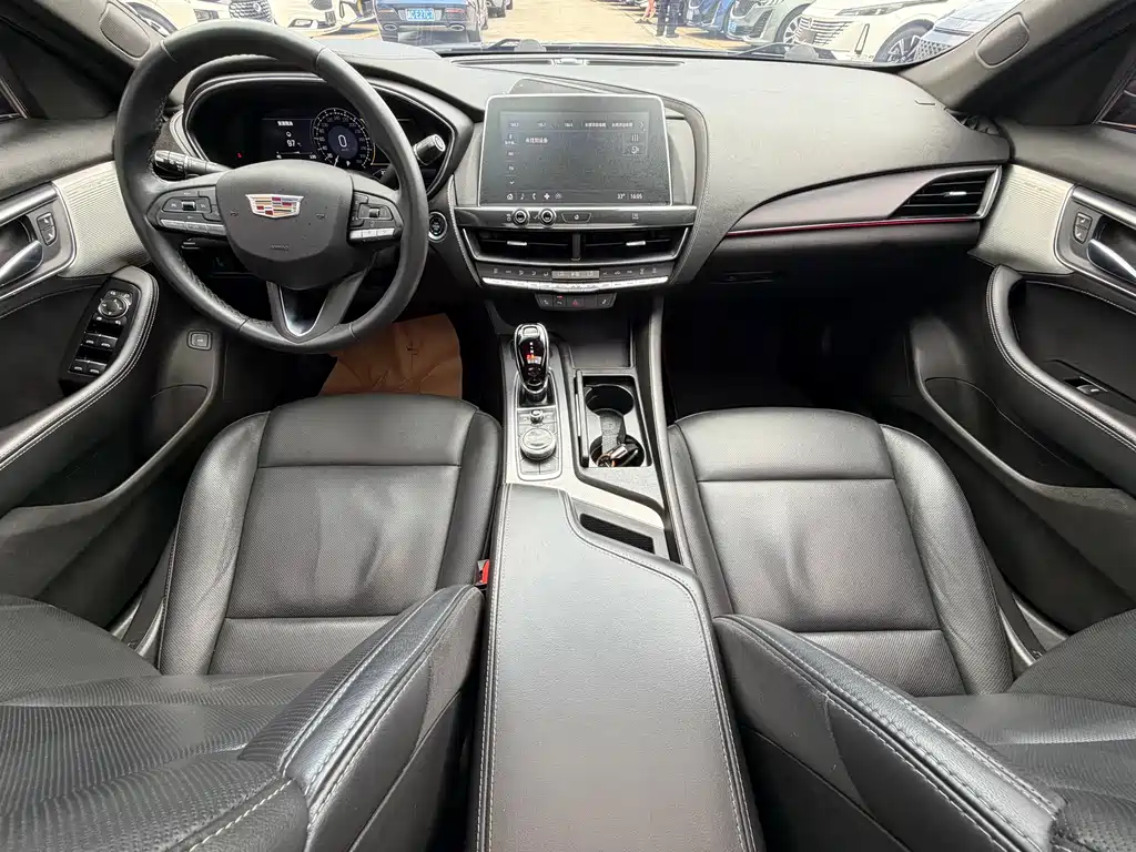 Cadillac CT5 2021 — фото 15