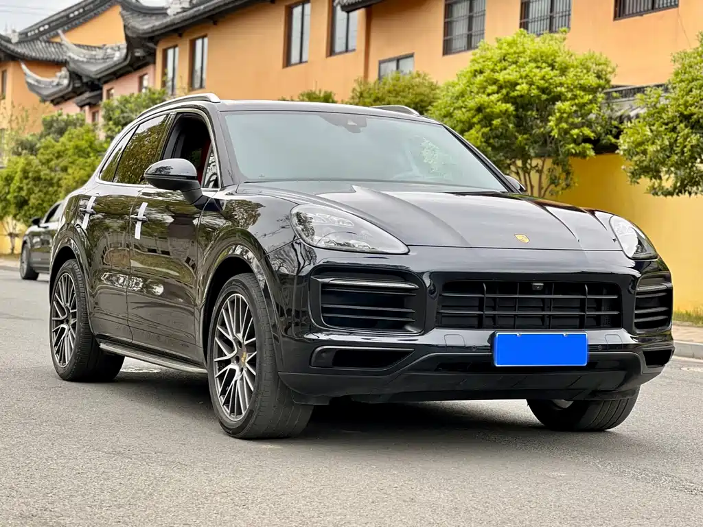 Porsche Cayenne 2022 — фото 3