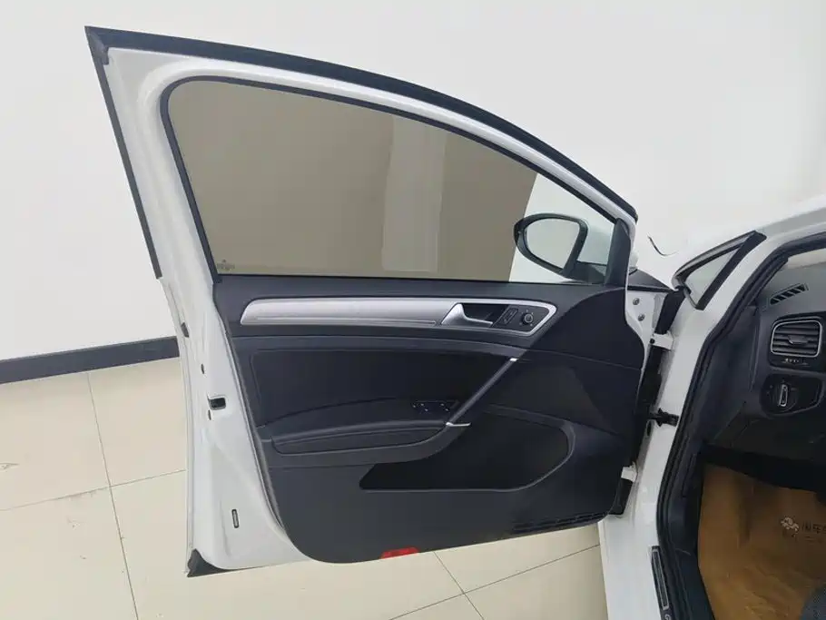 Volkswagen Golf 2020