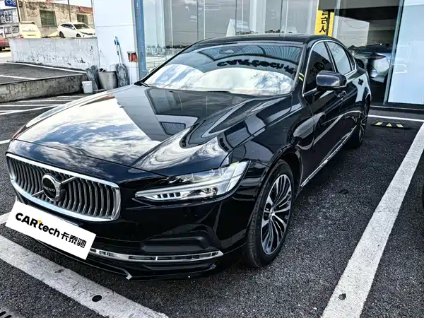 Volvo S90 2024