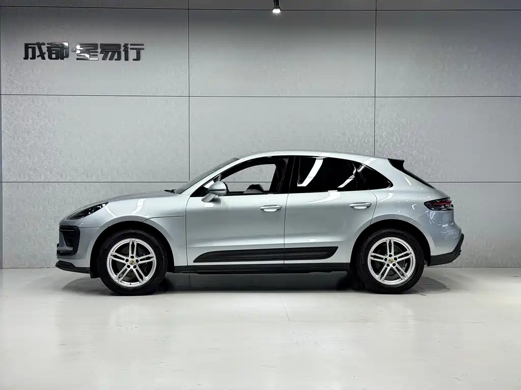 Porsche Macan 2023 — фото 2