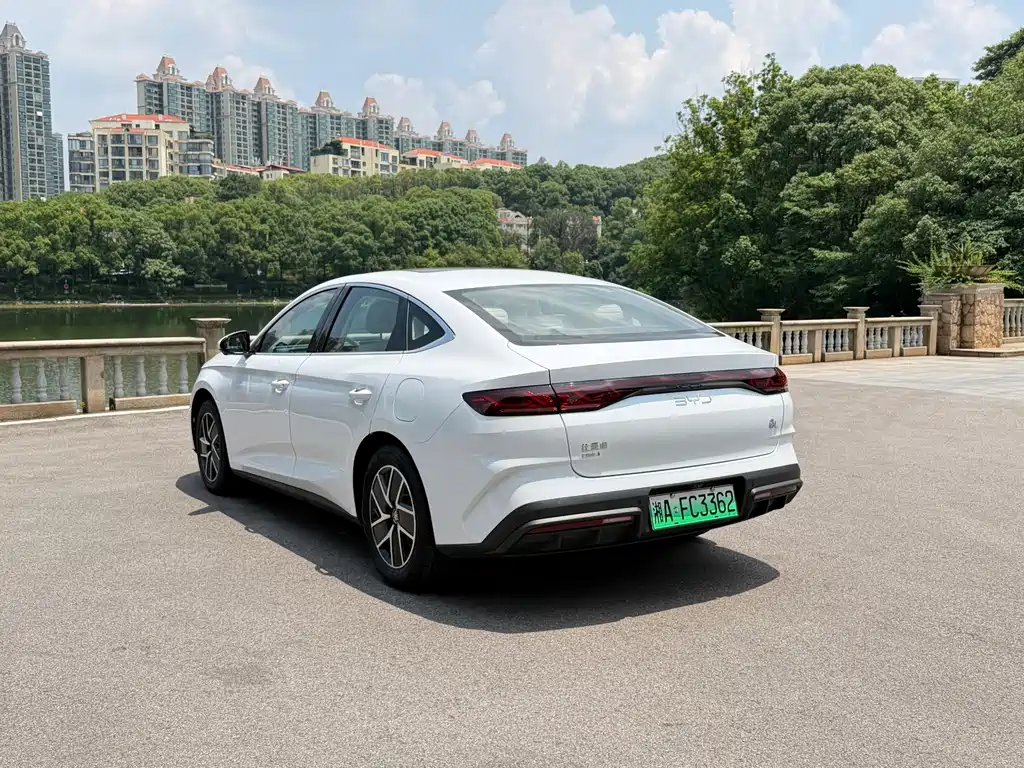 BYD Qin L 2024 — фото 6