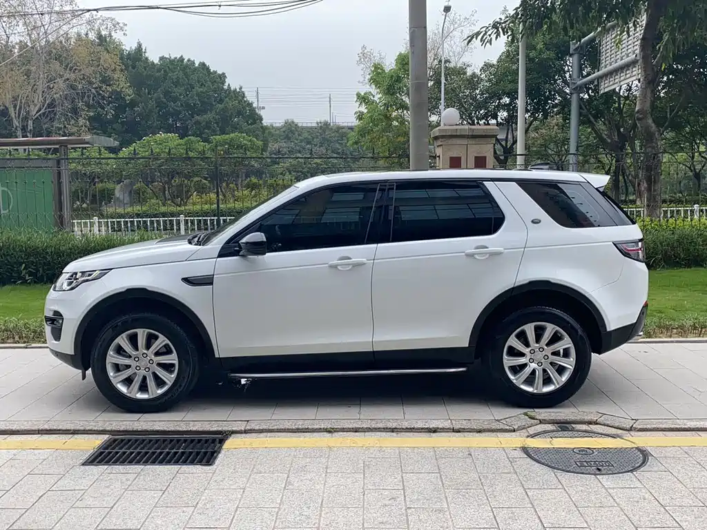 Land Rover Discovery Sport 2019 — фото 7
