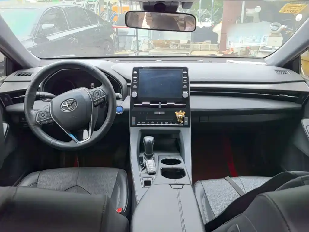 Toyota Avalon 2022 — фото 10