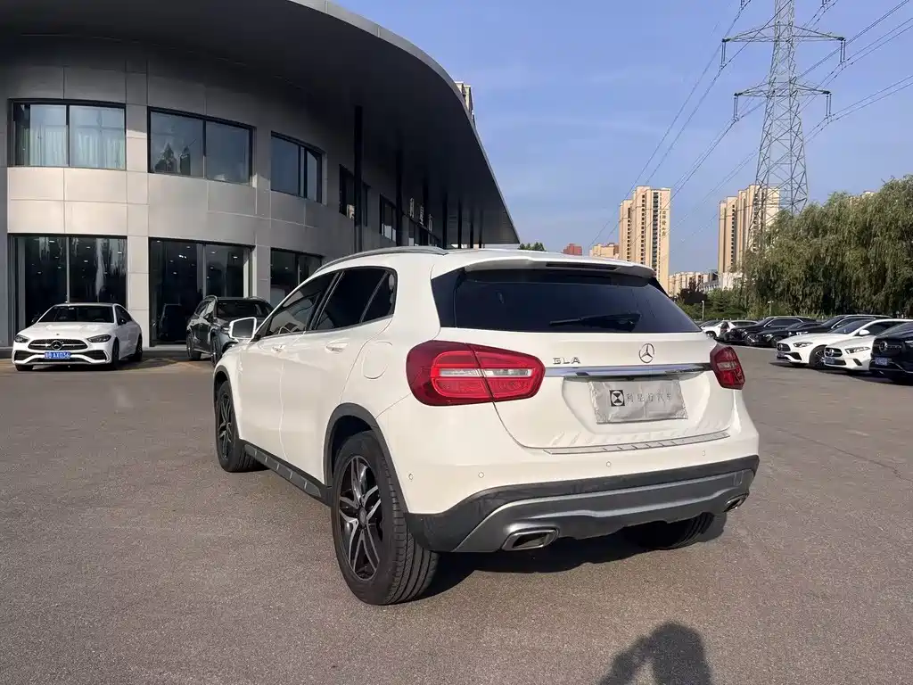 Mercedes-Benz GLA 2016 — фото 5
