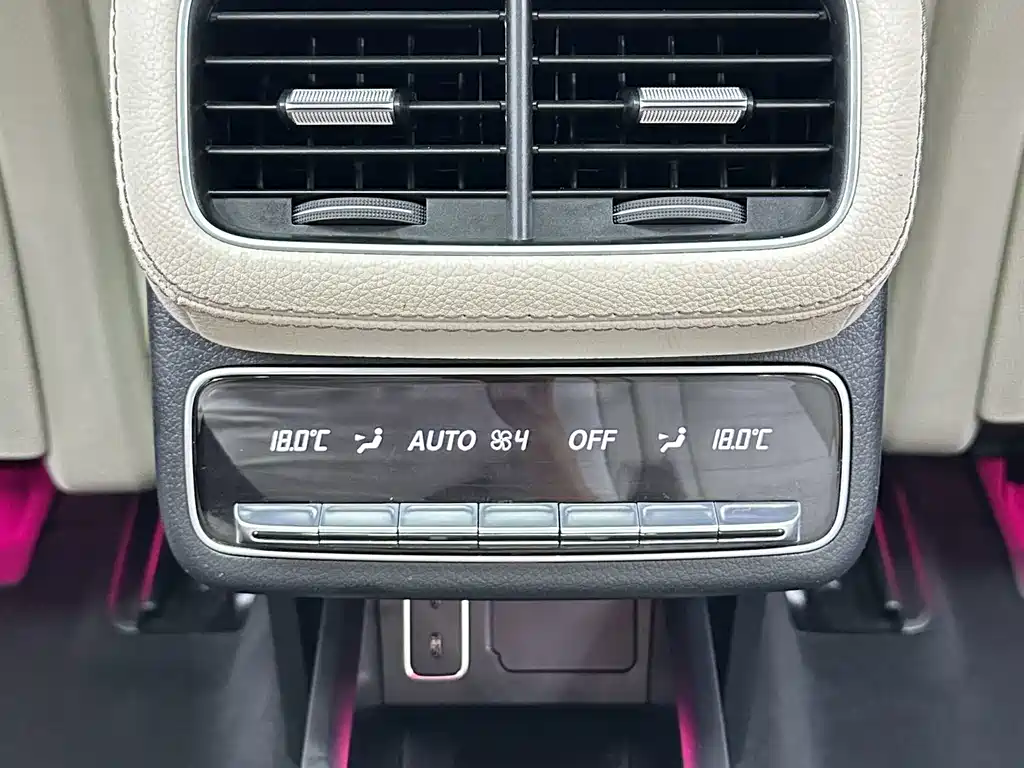 Mercedes-Benz GLS 2023 — фото 30