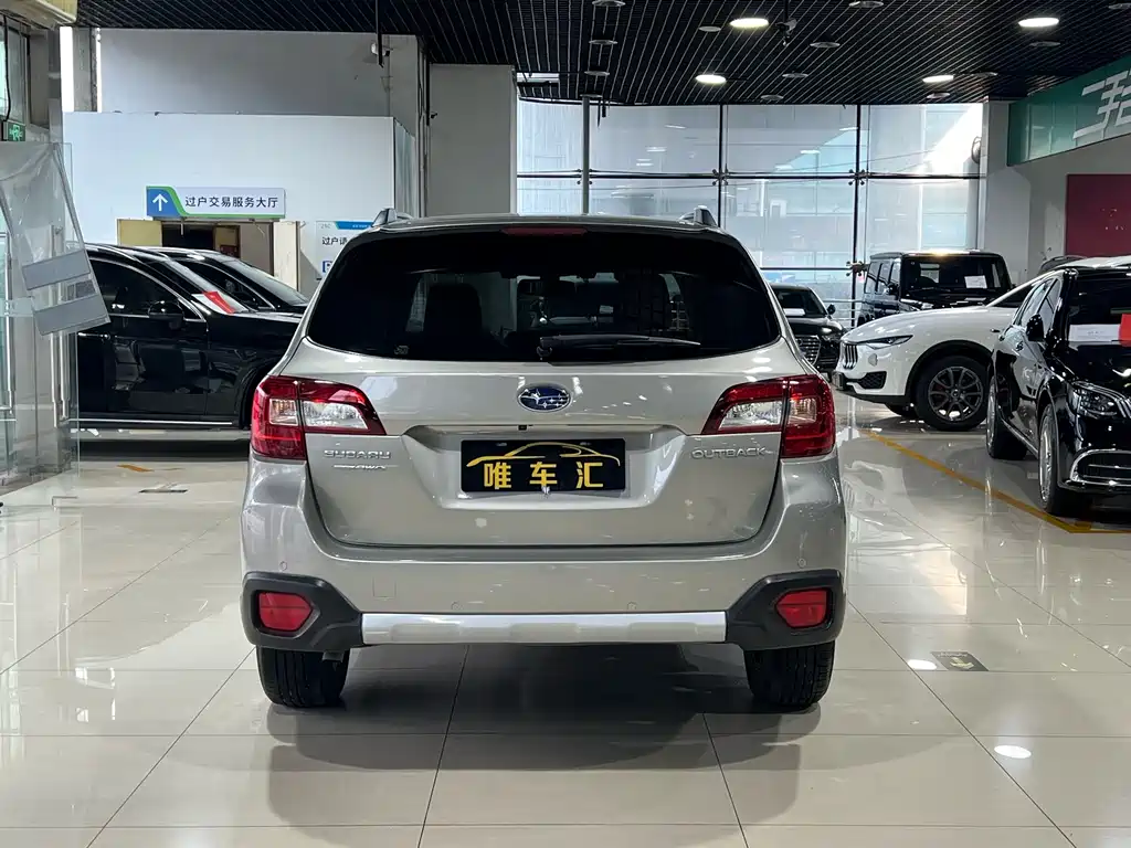 Subaru Outback 2020 — фото 5