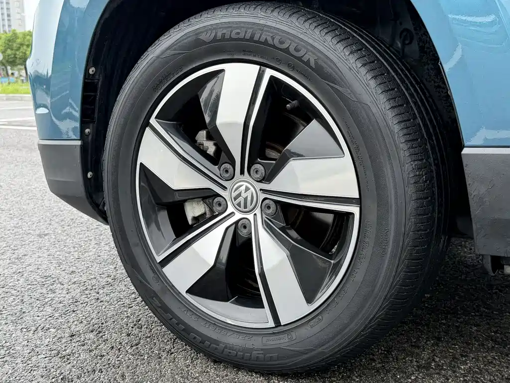 Volkswagen Tharu 2020 — фото 15