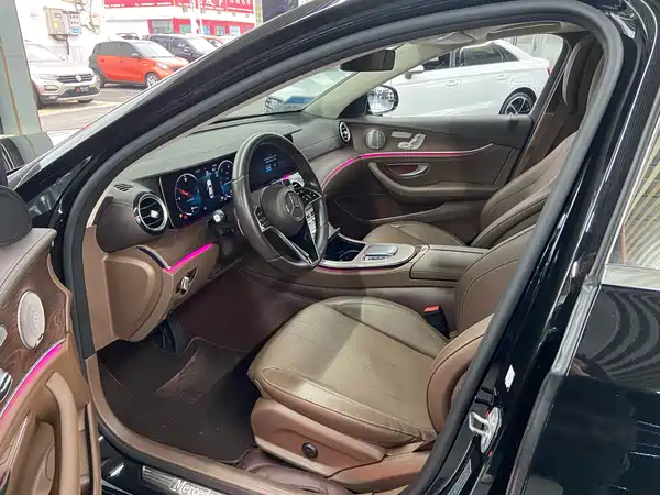 Mercedes-Benz E-Class 2023
