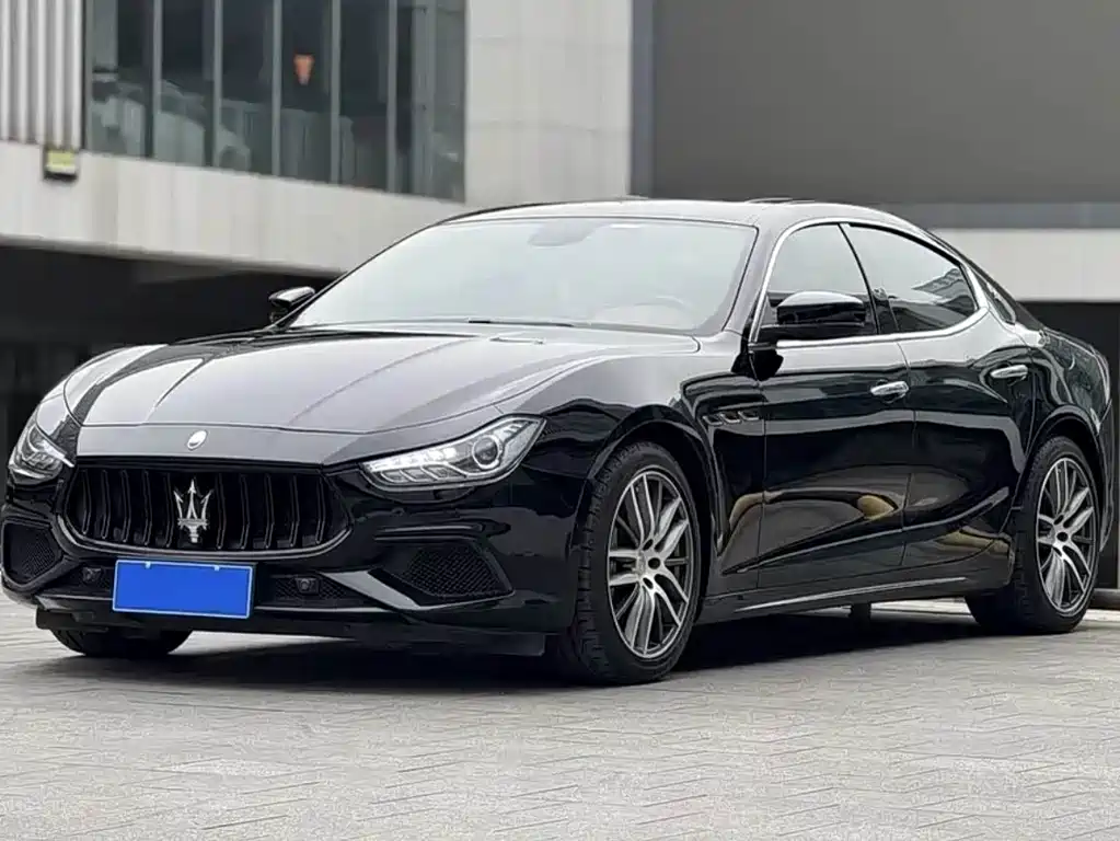 Maserati Ghibli 2014 — фото 10