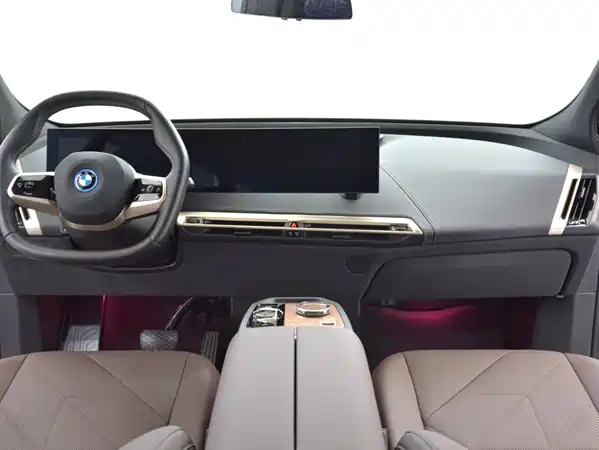 BMW iX 2023