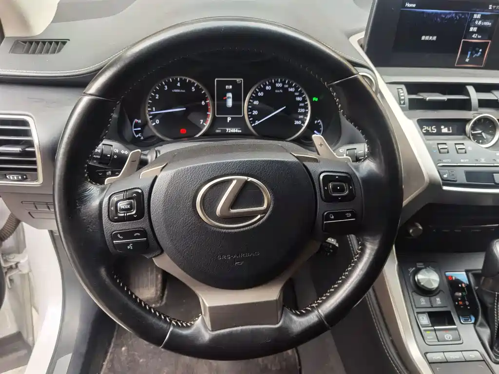Lexus NX 2018 — фото 12