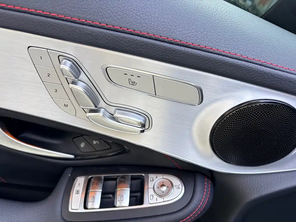 Mercedes-Benz GLC AMG 2019 — фото 13