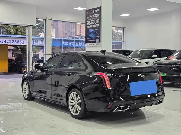 Cadillac CT4 2023