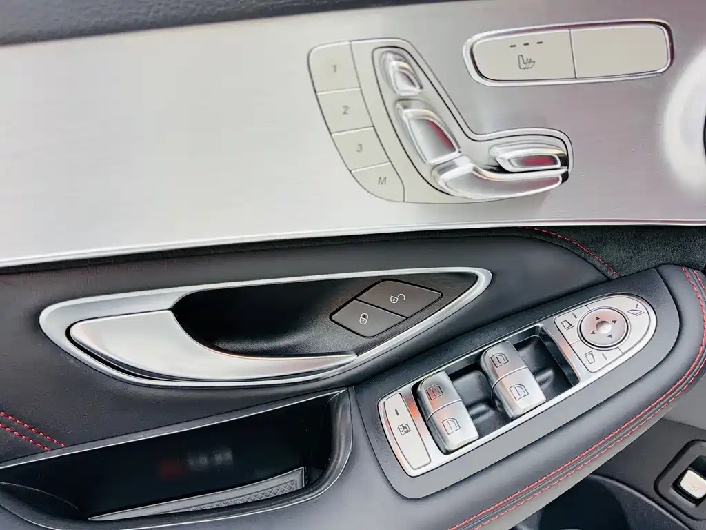 Mercedes-Benz C-Class AMG 2017 — фото 10