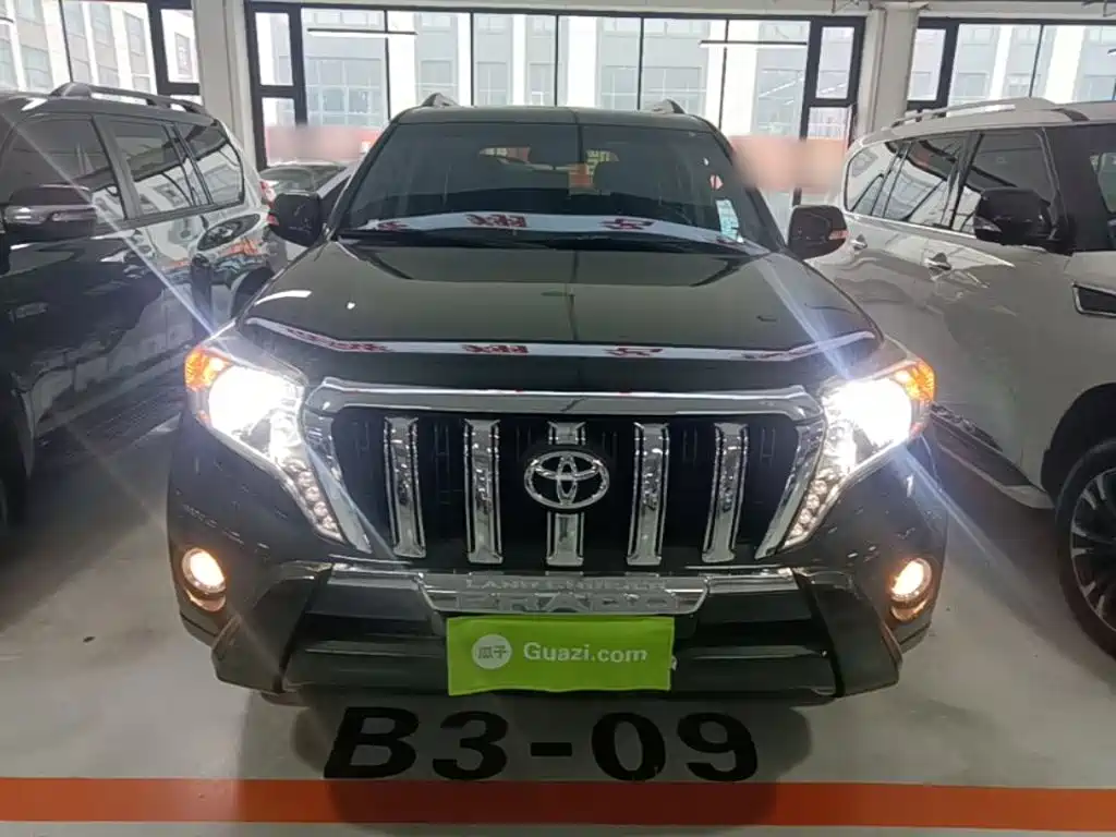 Toyota Prado 2017 — фото 3