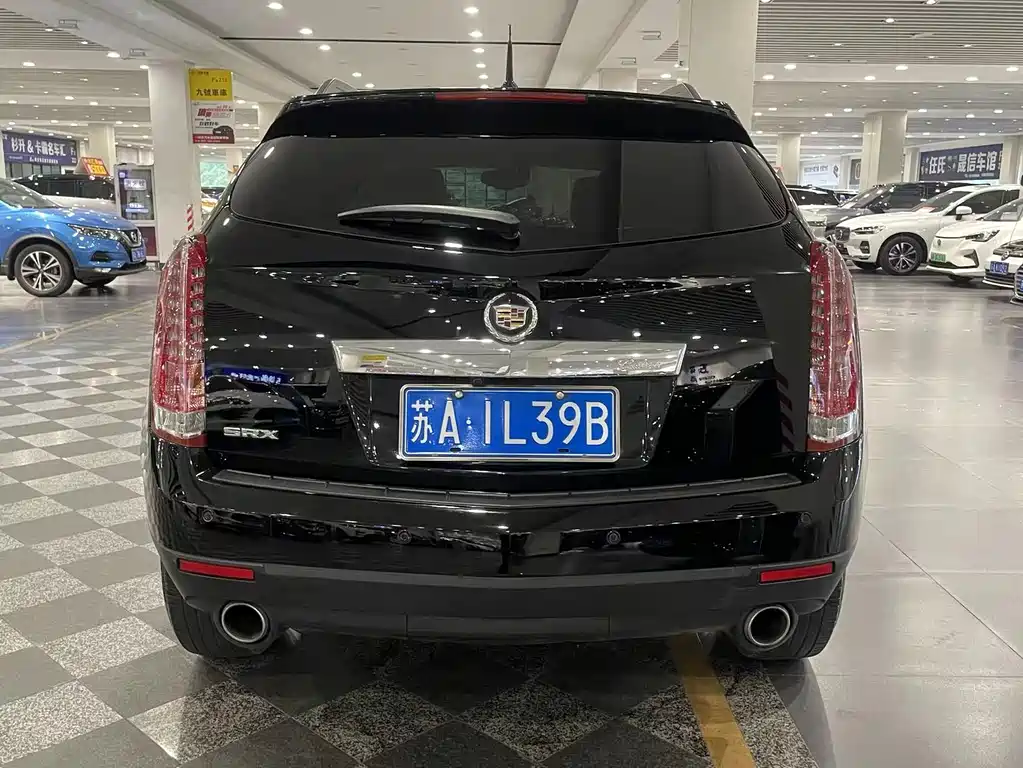 Cadillac SRX 2015 — фото 5