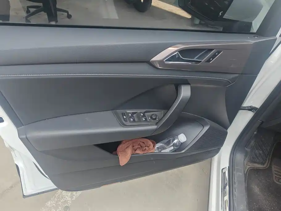 Volkswagen Tharu 2021