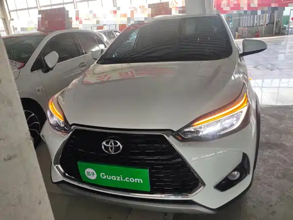Toyota Yaris L 2022