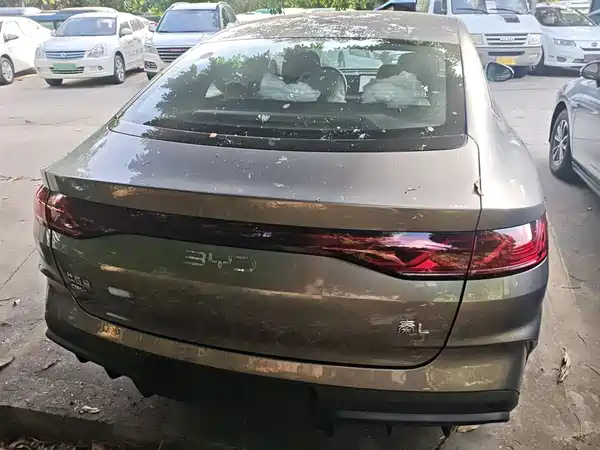 BYD Qin L 2024
