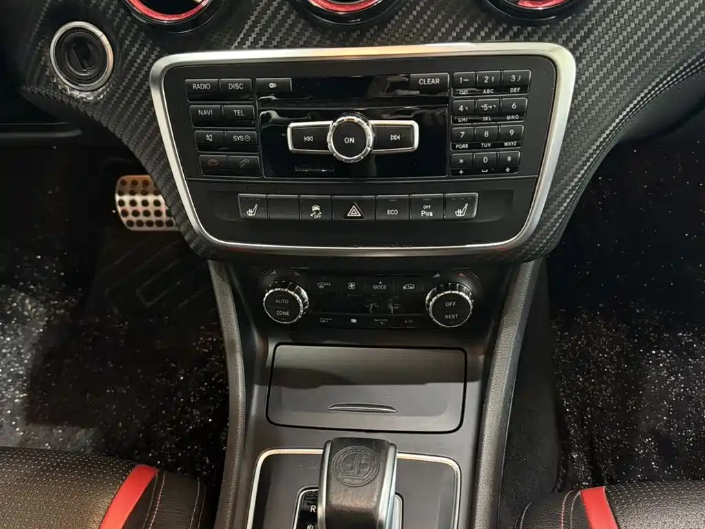 Mercedes-Benz A-Class AMG 2014 — фото 10