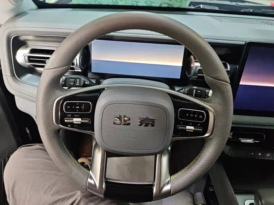 BAIC BJ40 2024 — фото 15
