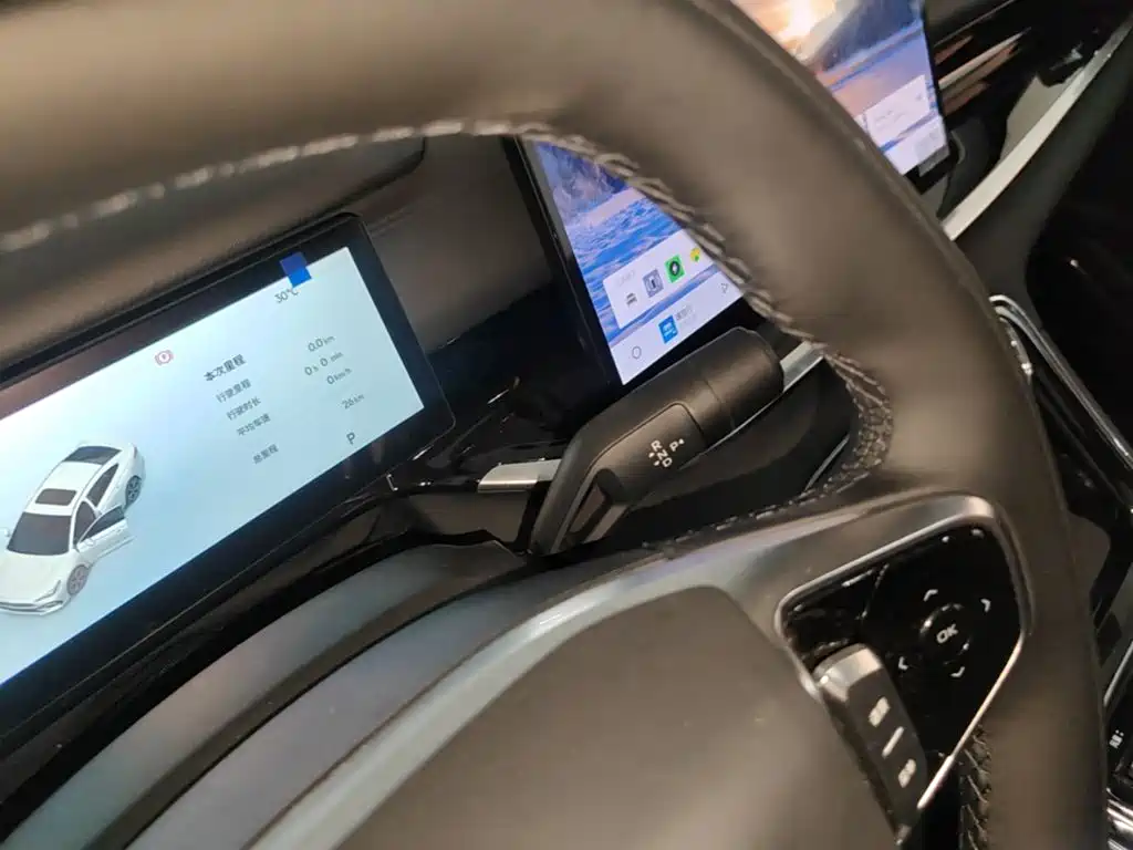 Geely Galaxy Star 6 2026 — фото 14