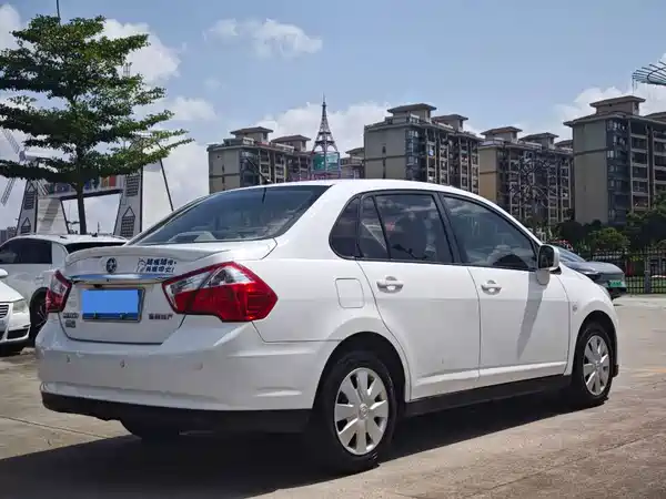 Venucia D50 2016