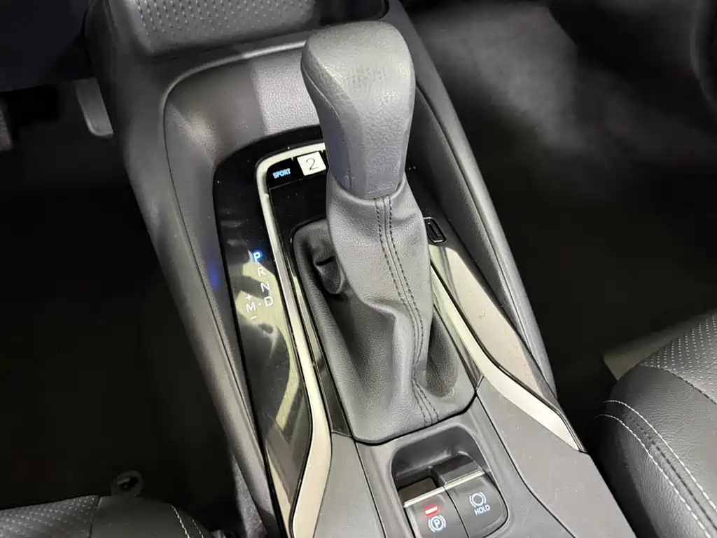 Toyota Corolla 2022 — фото 10