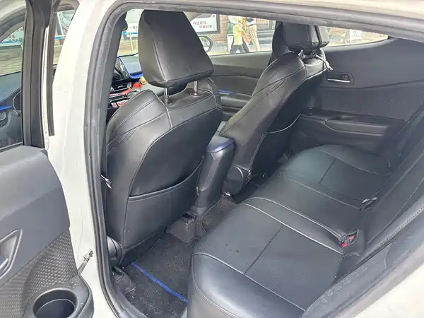 Toyota C-HR 2023