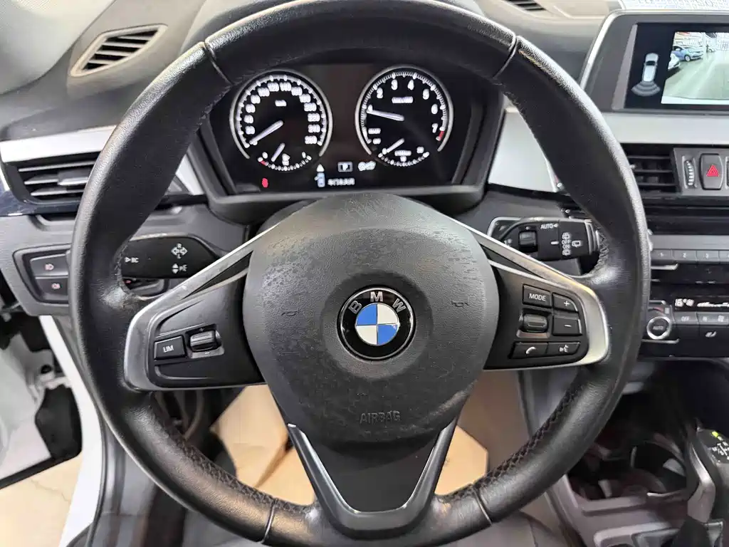 BMW X1 2019 — фото 11