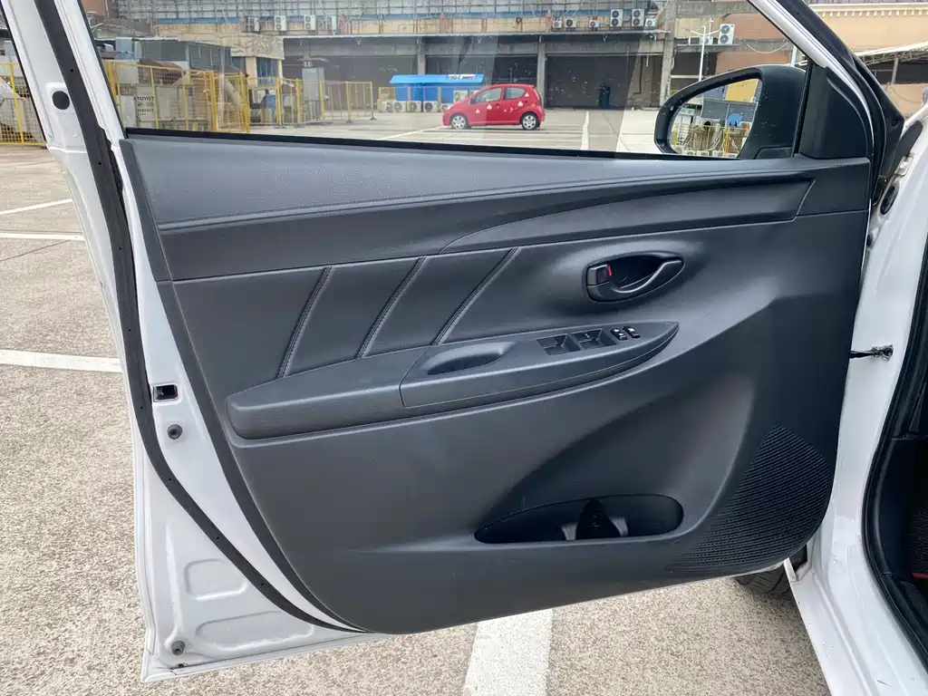 Toyota Vios FS 2023 — фото 8