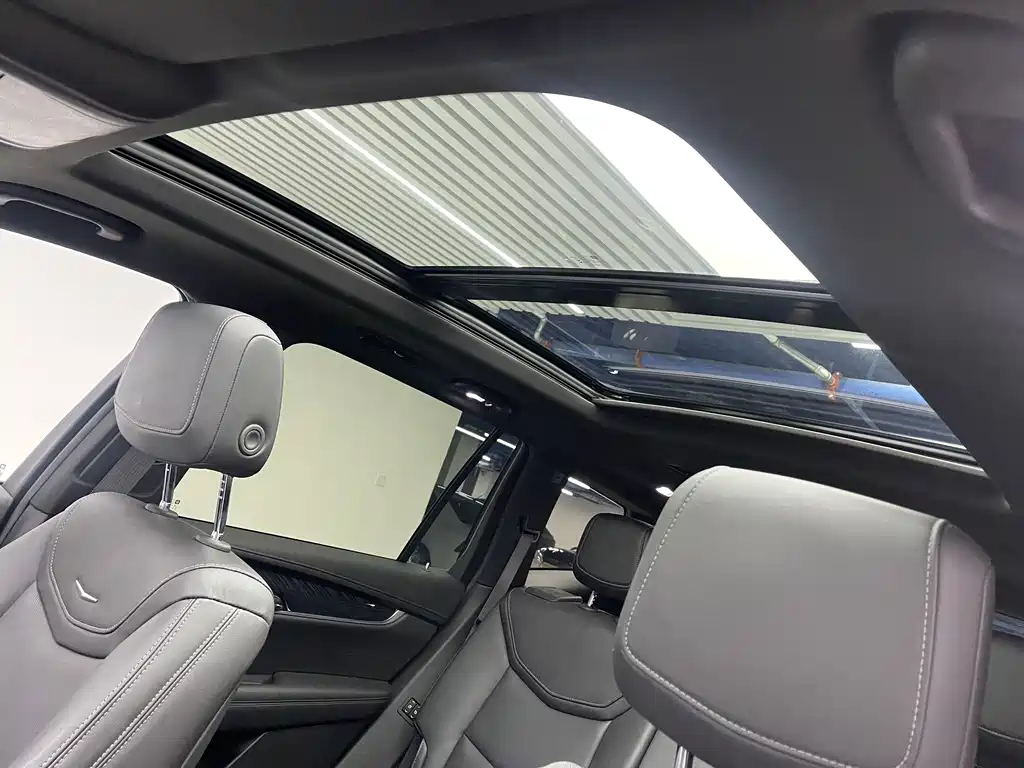 Cadillac XT6 2020 — фото 13
