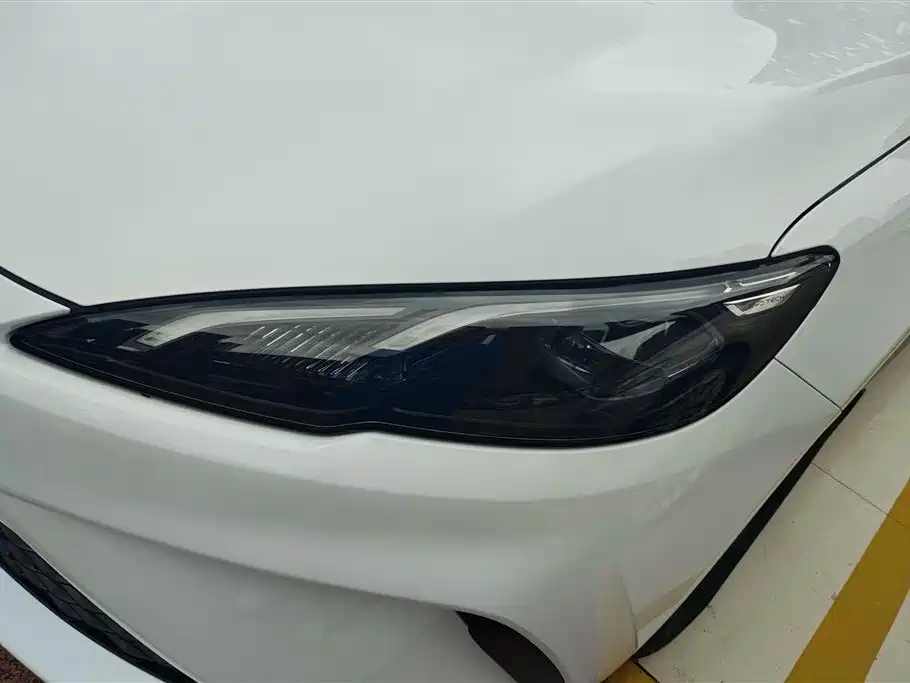 BYD Seal 05 DM-i 2025 — фото 5