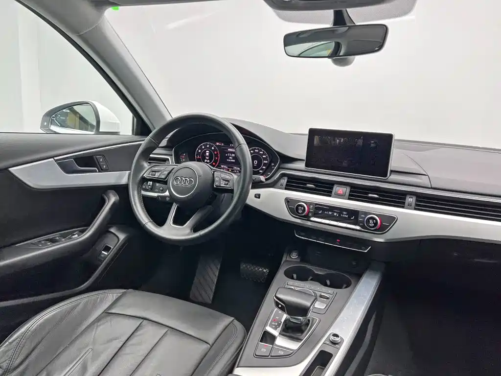 Audi A4L 2018 — фото 22