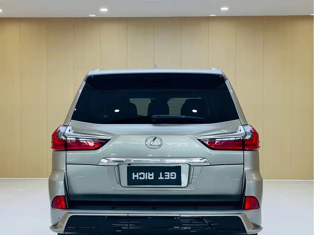 Lexus LX 2020 — фото 8