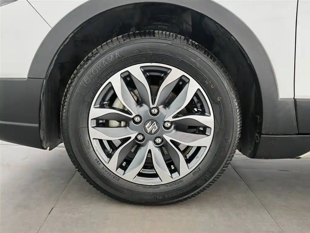 Suzuki Vitara 2017 — фото 17