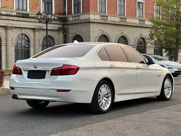 BMW 5 Series 2017