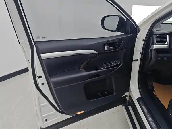Toyota Highlander 2018